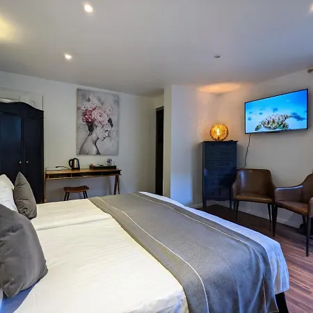 D'hotes La Filature 4* سانت كونتان