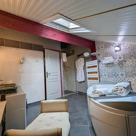 D'hotes La Filature فندق مبيت وإفطار 4*